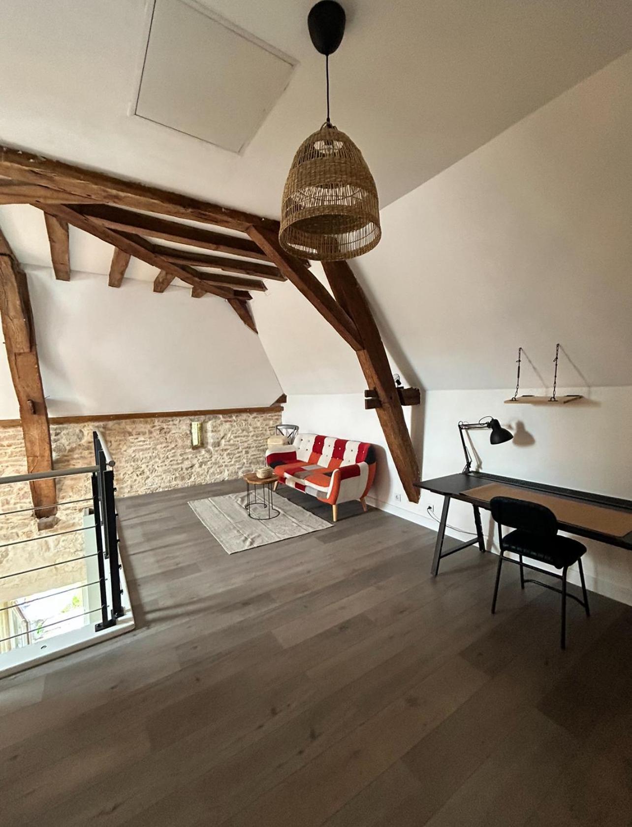 Le Gite Du Chateau Mouton Chatenoy-le-Royal Eksteriør bilde