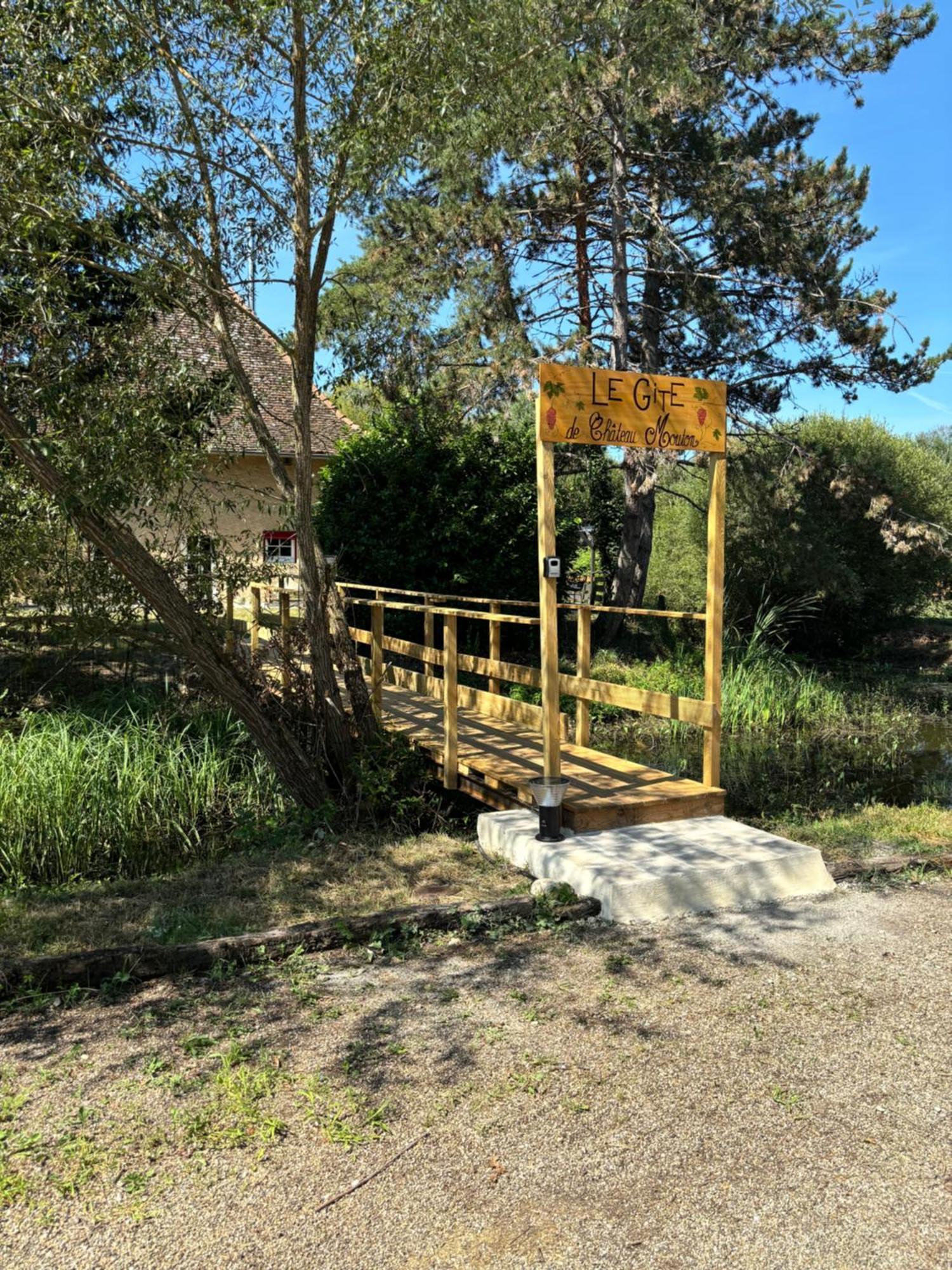 Le Gite Du Chateau Mouton Chatenoy-le-Royal Eksteriør bilde
